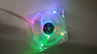 壓克力籠專用LED風扇-直徑8CM